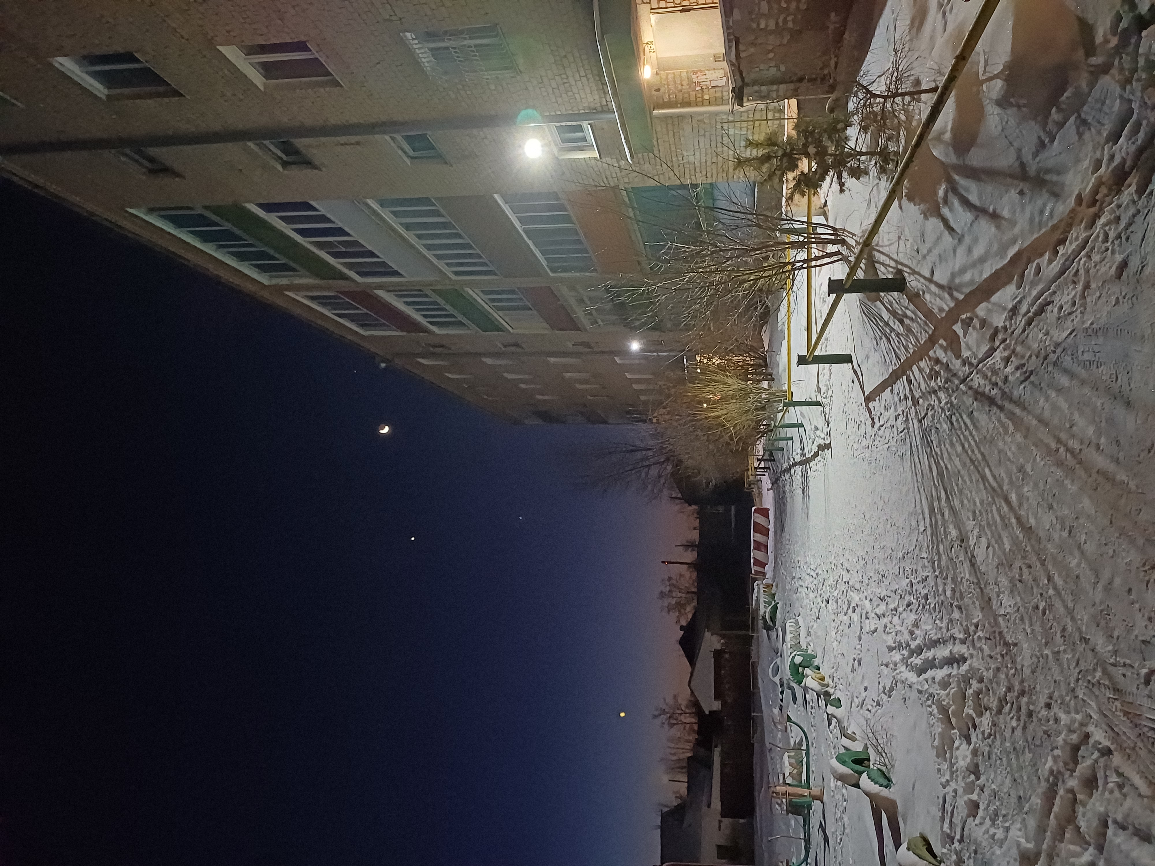 Золоторева Татьяна Городские улицы мед